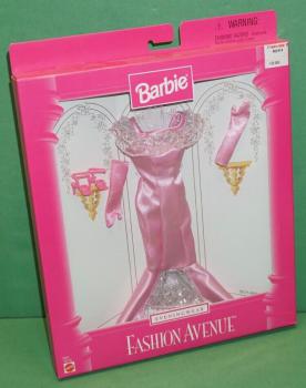 Mattel - Barbie - Fashion Avenue - Eveningwear - Pink Gown with Ruffles - Outfit